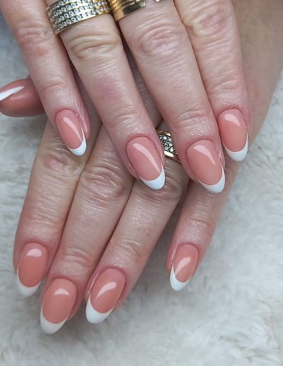 French Hybrydowy manicure krakow1
