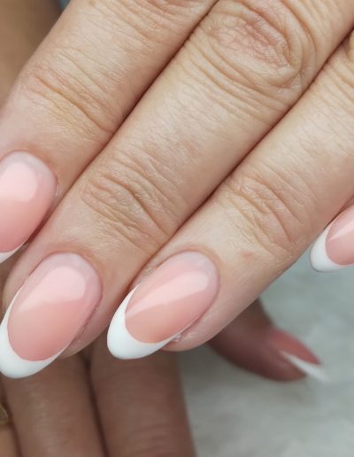 manicure french hybrydowy manimama 2
