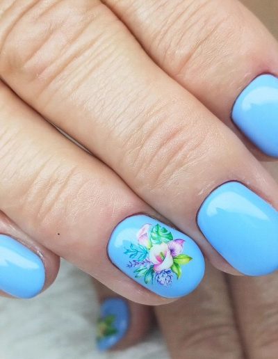 manicure hybrydowy ze zdobieniem kraków 1