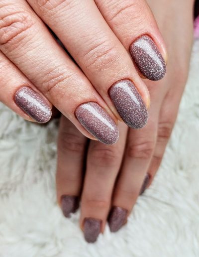 uzupełnianie żelem po innym salonie - manicure krakow2