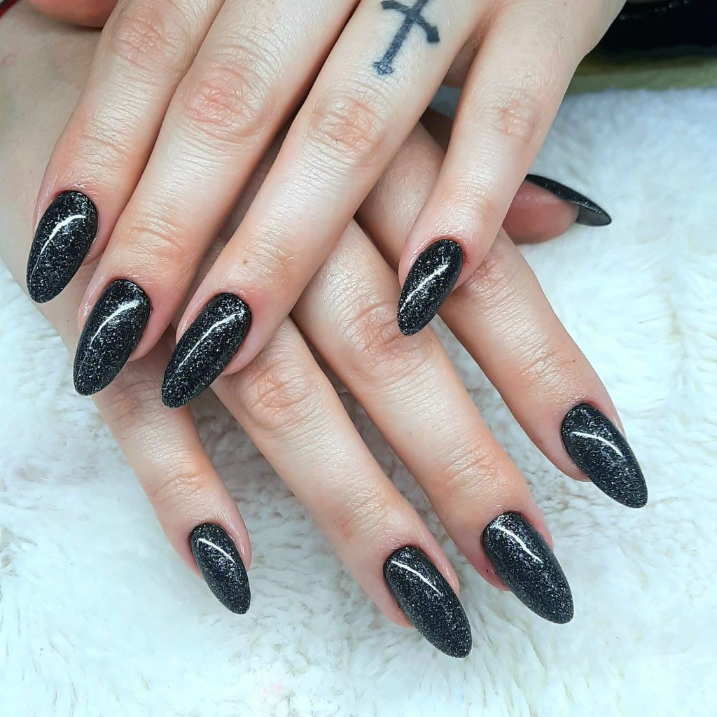 uzupełnianie żelowe po innym salonie manicure krakow1